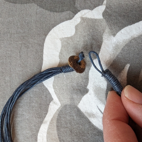 🌟3/$20🌟Coconut Necklace - Picture 4 of 5